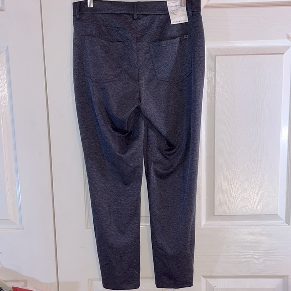 NWT- TOMMY HILFIGER Size: 10 pants designed, after jeans. Color. Blue/Grey. - Picture 4 of 6